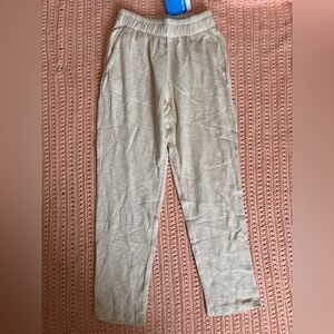 Columbia women’s khaki medium Joggers, NWT